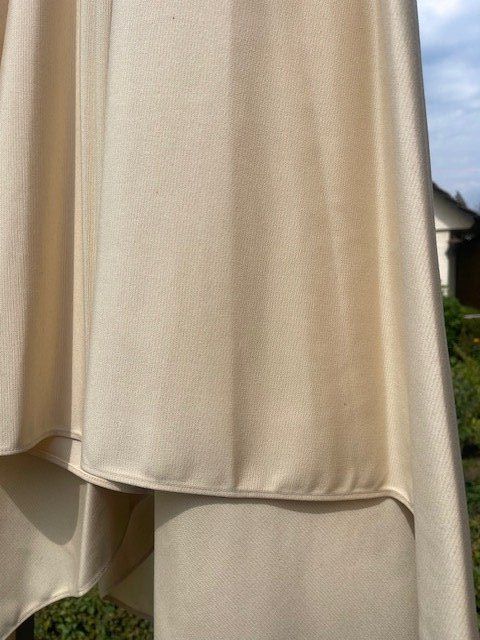 Glatz Ombrelloni: Glatz Sonnenschirm 240x240cm mit Sockel – Usato da Niederrohrdorf venduto da Bcd 8