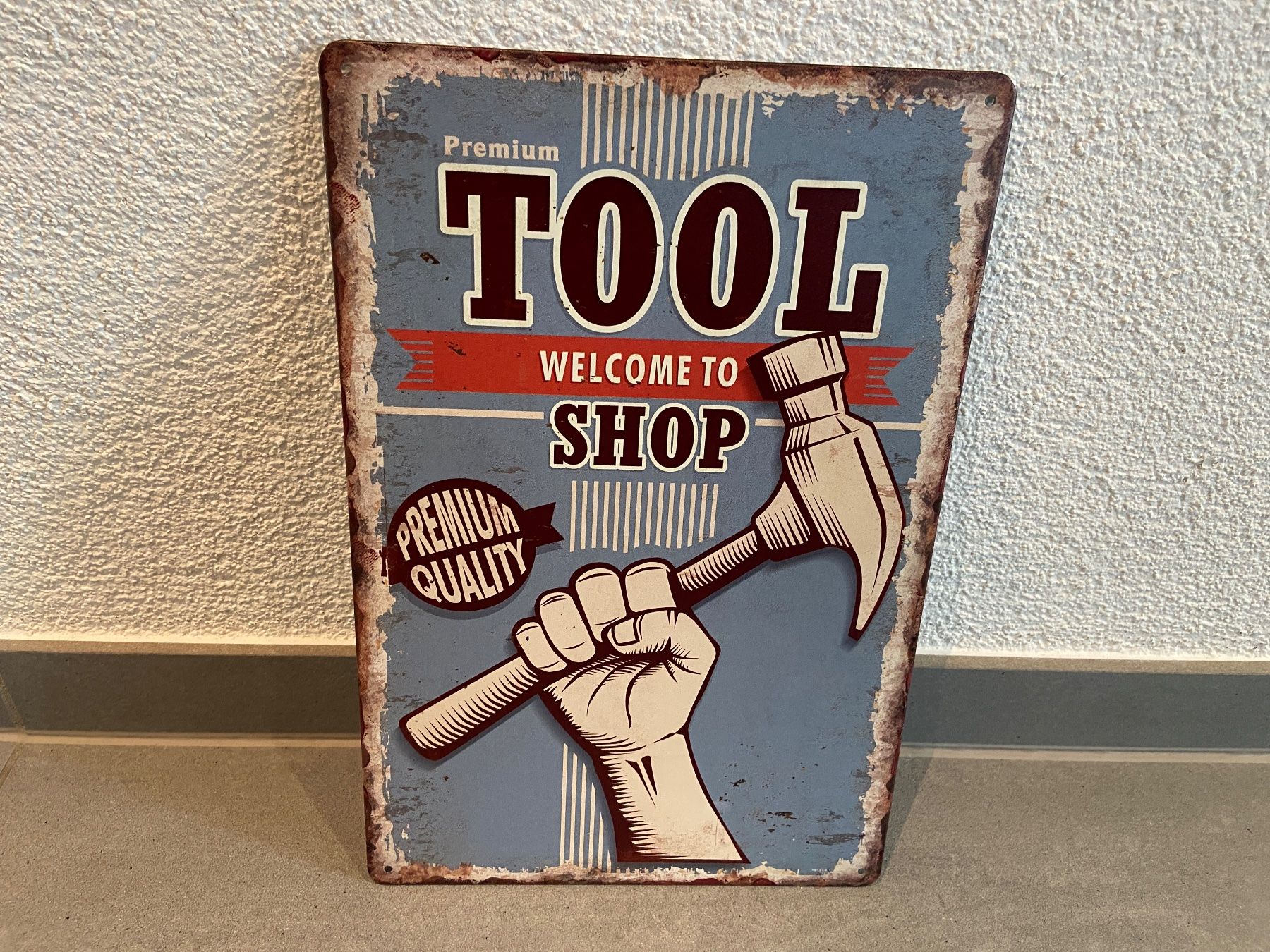 Insegne: TOOL SHOP VINTAGE BLECHSCHILD NEU 1 Pcs. – Nuovo e nell'imballaggio originale da Seon venduto da Aaargauer01