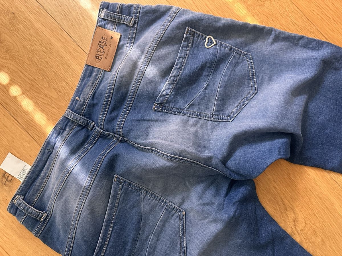 Please Jeans Jeans: Jeans von PLEASE – Gebraucht aus Möhlin von DieWerbetechnikerin 2