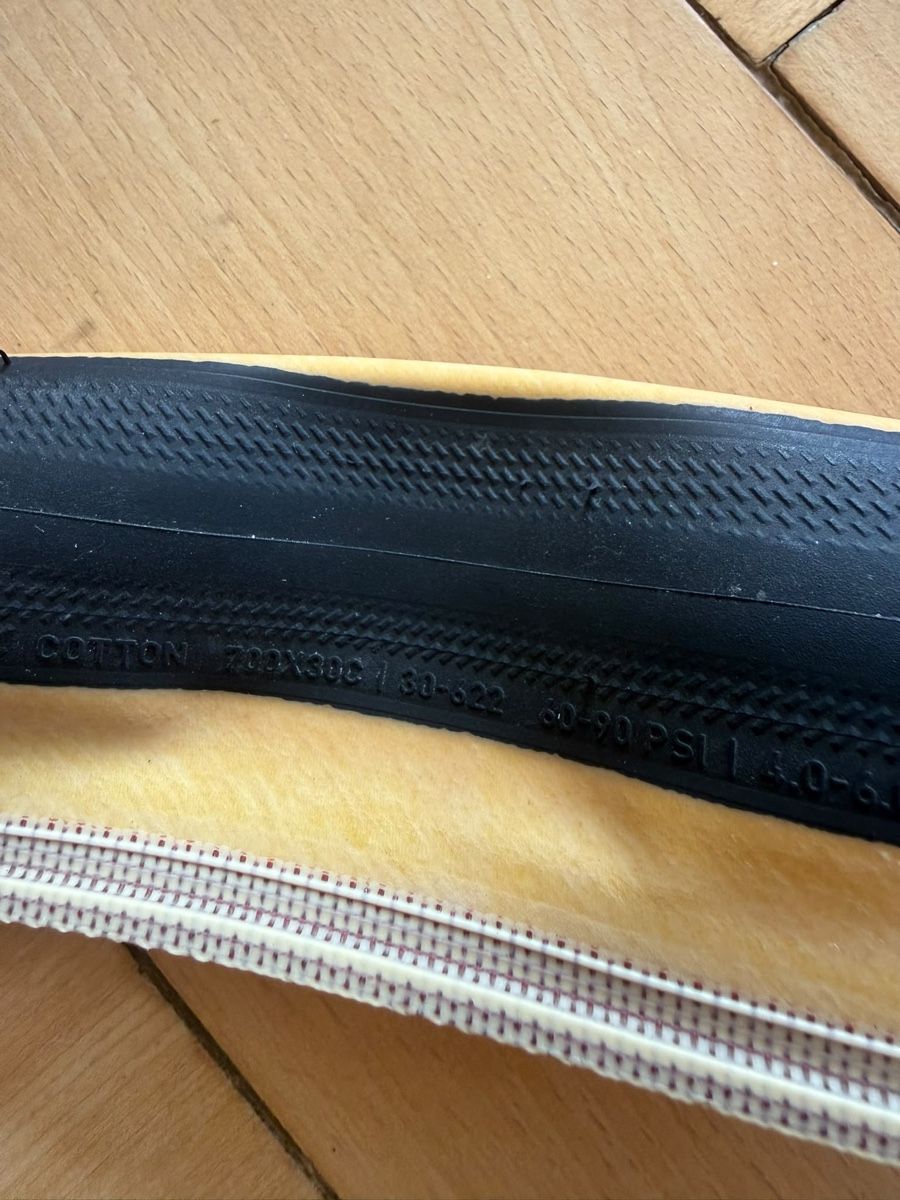 Specialized Pezzi di ricambio: Specialized Cotton TLR, 622 30 – Nuovo (secondo la descrizione) da Kriens venduto da lukash 1