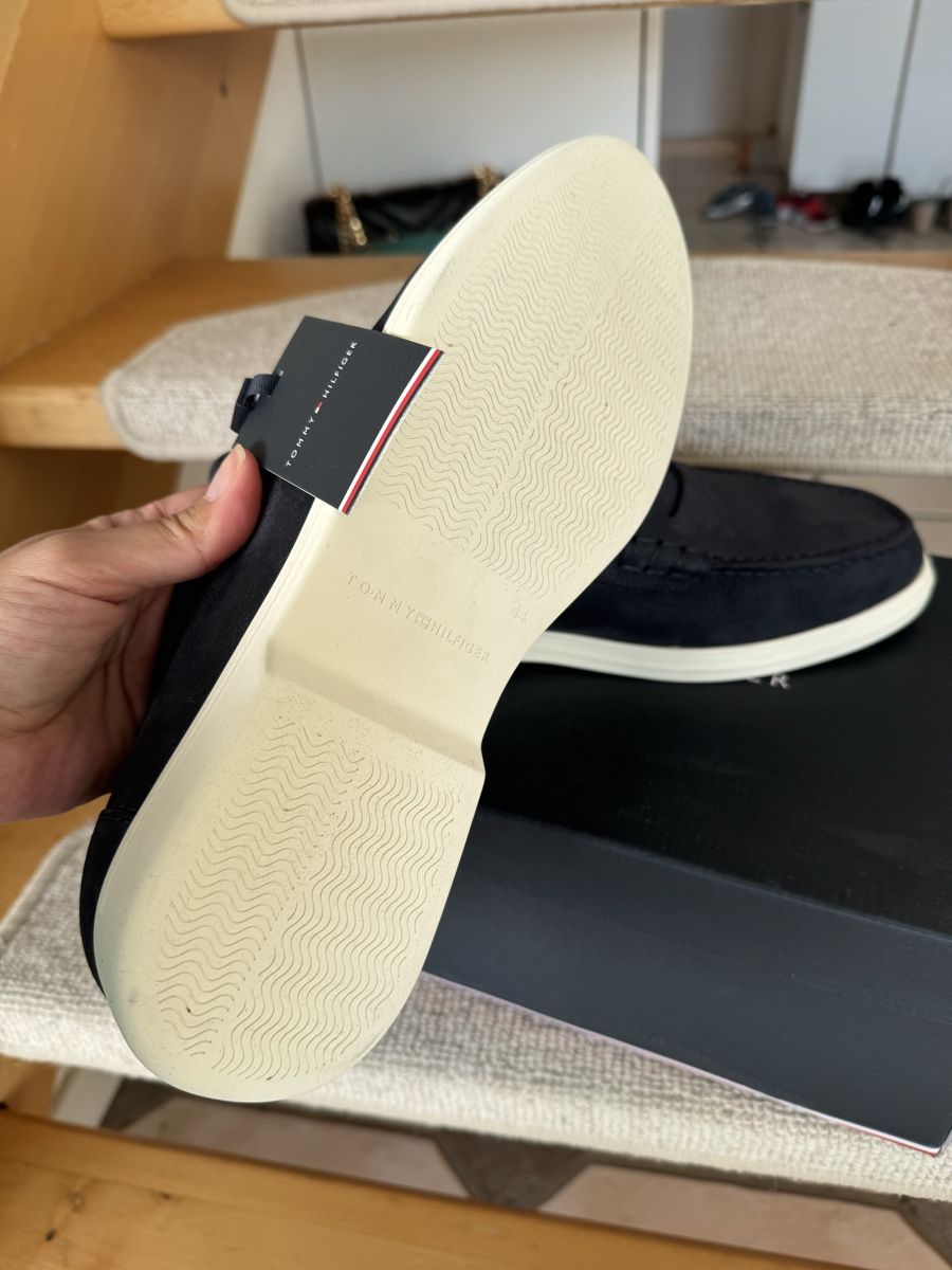 Herrenschuhe: Tommy Hilfiger size 44 New – Neu und originalverpackt aus Blonay von art_7f87 7