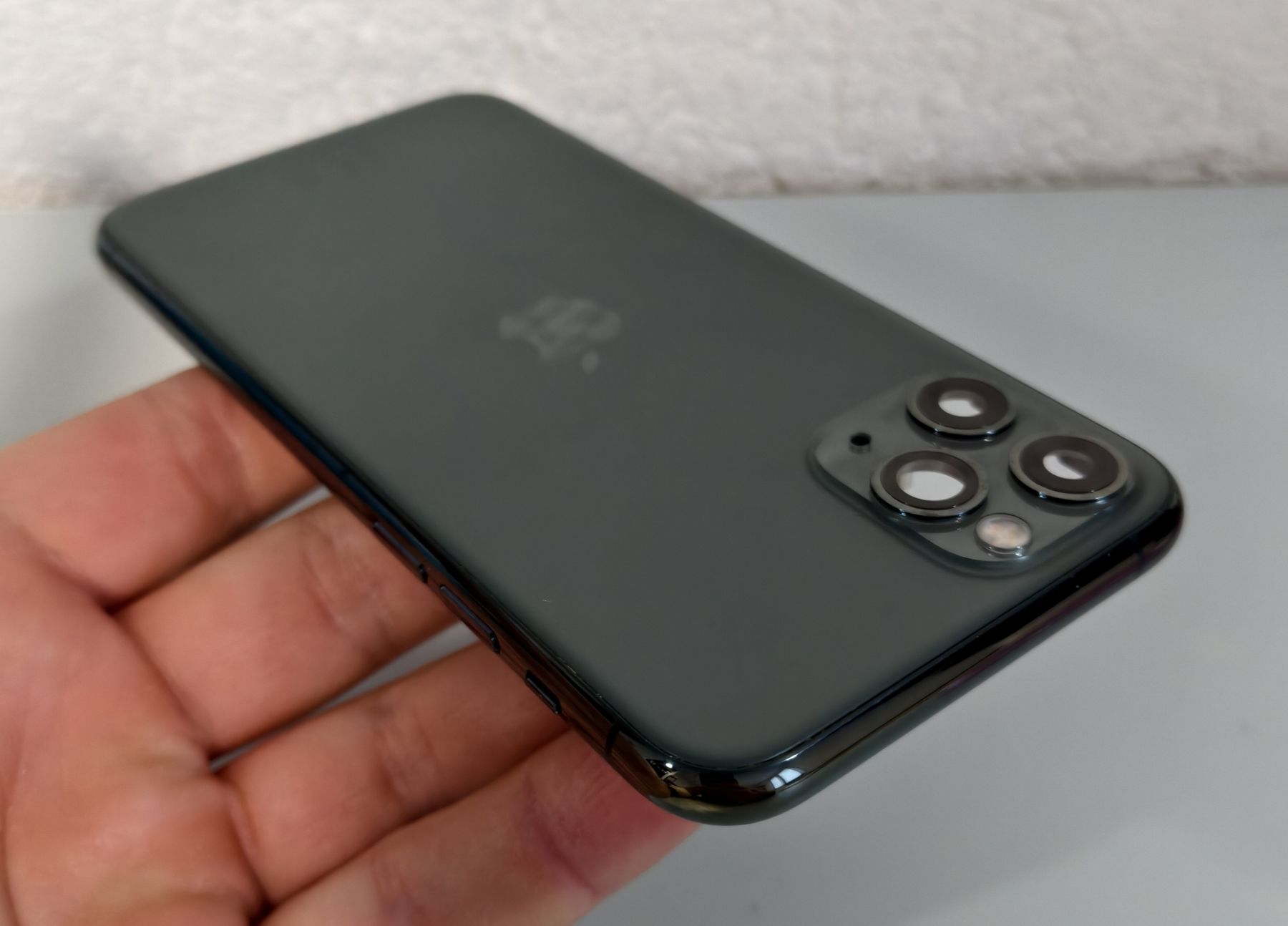 Apple Telefoni cellulari / Smartphones: iPhone 11 Pro ohne iCloud Lock – Difettoso da Ehrendingen venduto da Rocky985 3