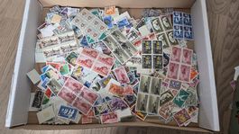 850 Gramm inkl. Schachtel Lose Schweizer Marken