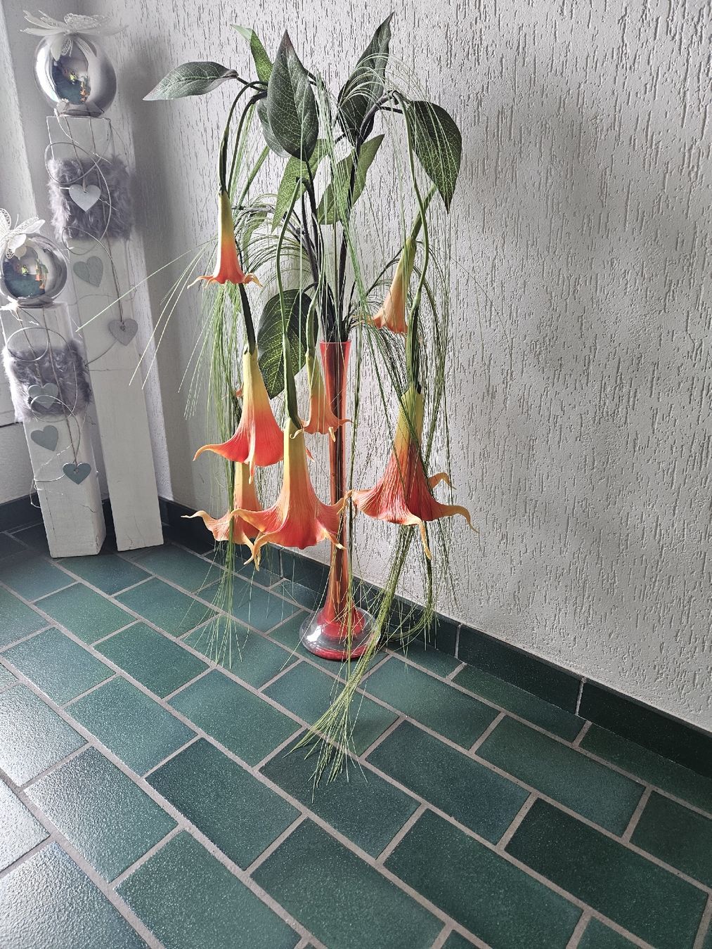 Alle Dekorationen: Künstliche Blumen in Vase – Gebraucht aus Tagelswangen von feger2 2