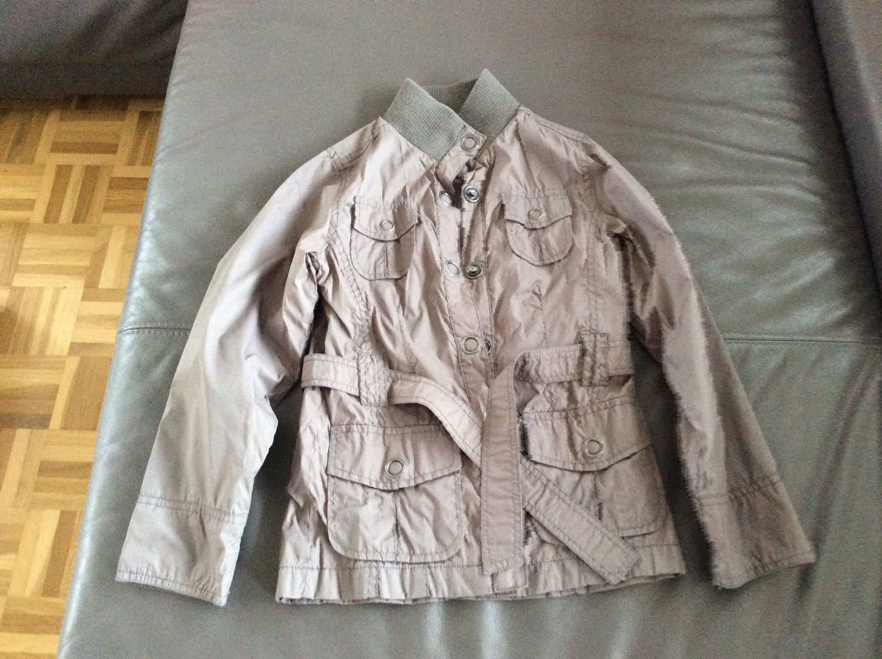 Giacche & Cappotti: schöne Übergangs-Jacke militärgrün – Usato da Horw venduto da Benny017