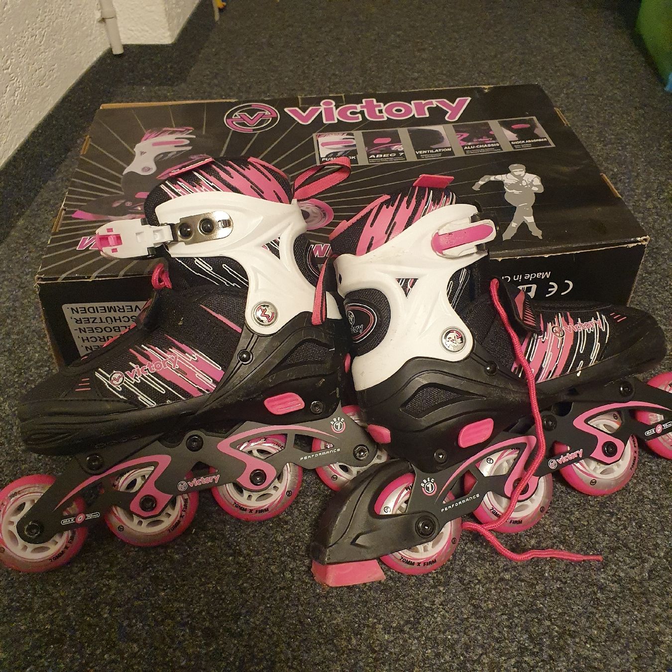 Victory Pattini in linea & Pattini a rotelle: inlineskates victory 33-36 – Usato da Dietikon venduto da alanda01