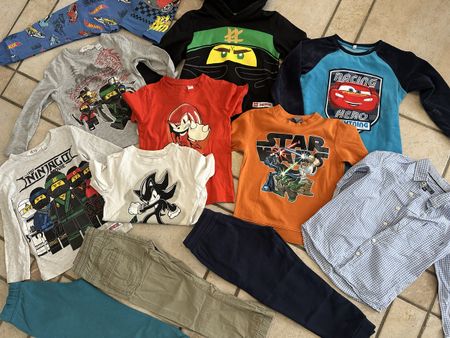 Kinderkleider-Paket 110/116