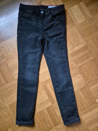 Jeans schwarz, Gr. 122 Skinny fit pepperts