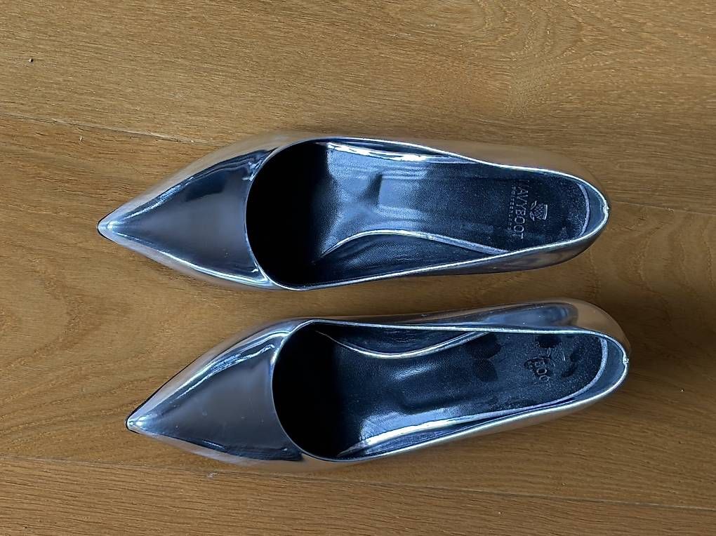 Scarpe da donna: Silberfarbene Pumps – Usato da Oberdiessbach venduto da beh_r9z2 2