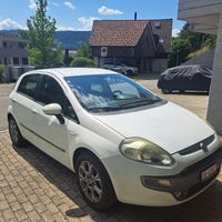 Fiat Grande Punto 1.4 16V 3-Türer Schaden hinten links 95PS