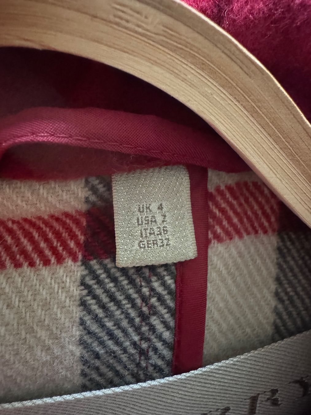 Burberry Cappotti: Burberry wool coat – Usato da Zürich venduto da cam_kcc7 8