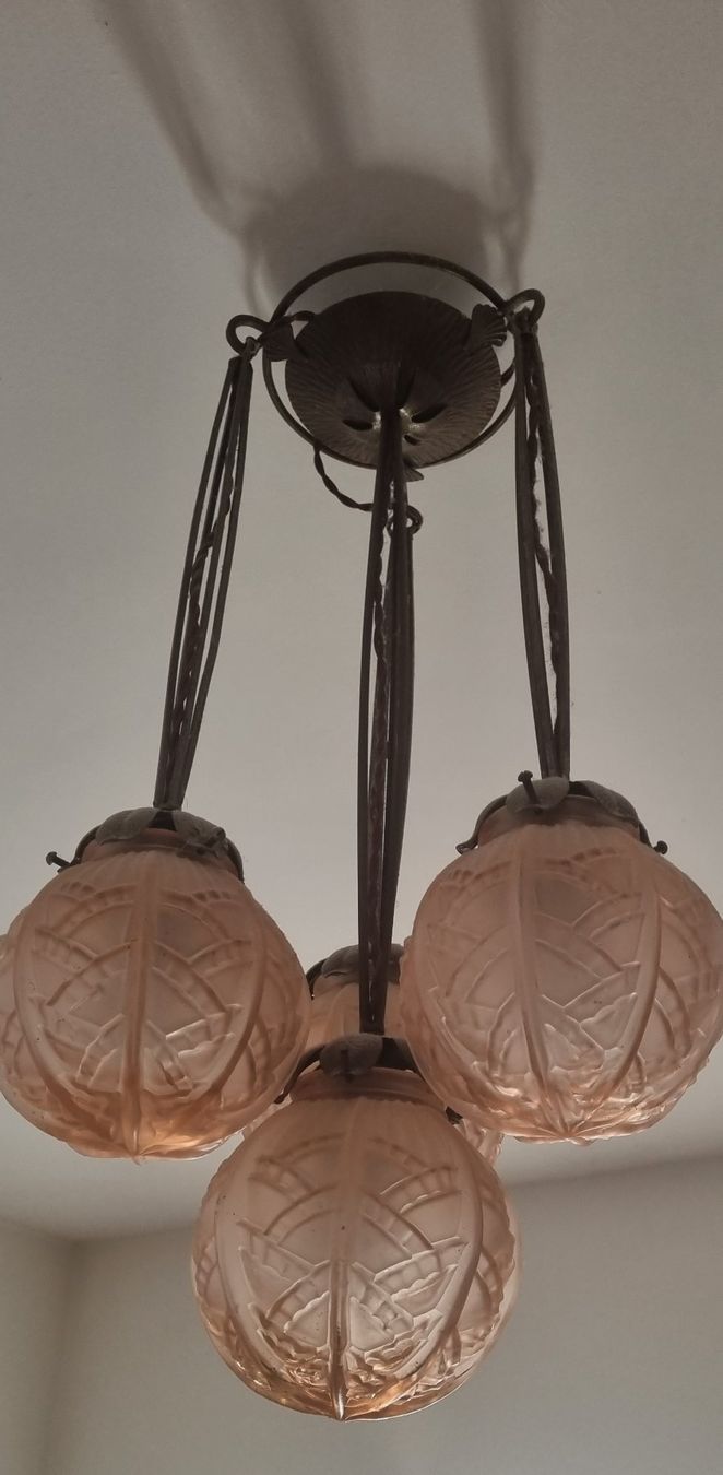 Lampadari & plafoniere: Art Deco Hängelampe mit Glaskugel, 4-flammig – Usato da Basel venduto da Jcva 8