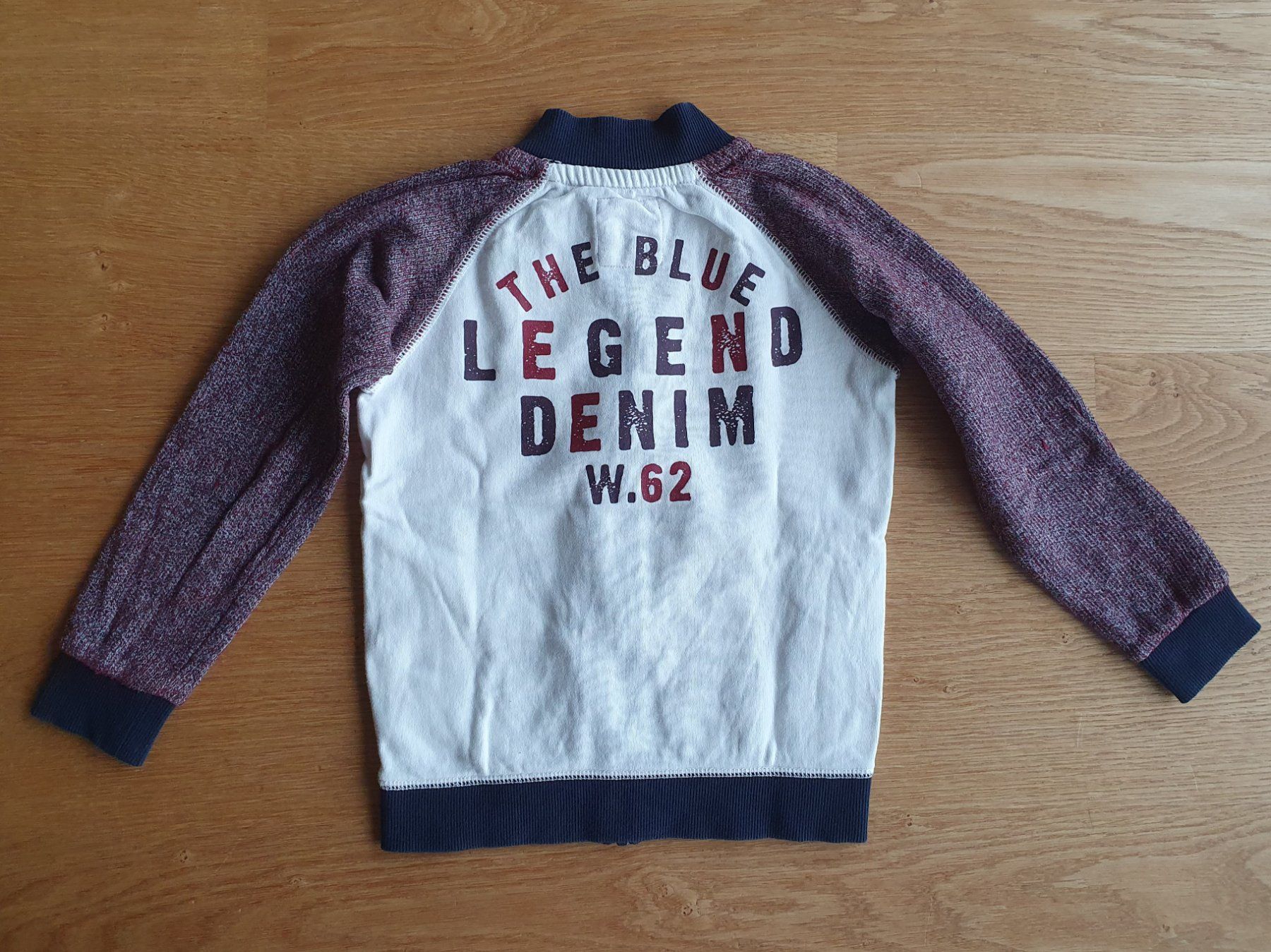 Pullover & Sweatshirts: Jäckli Gr. 128 – Gebraucht aus Villars-sur-Glâne von richardette 1