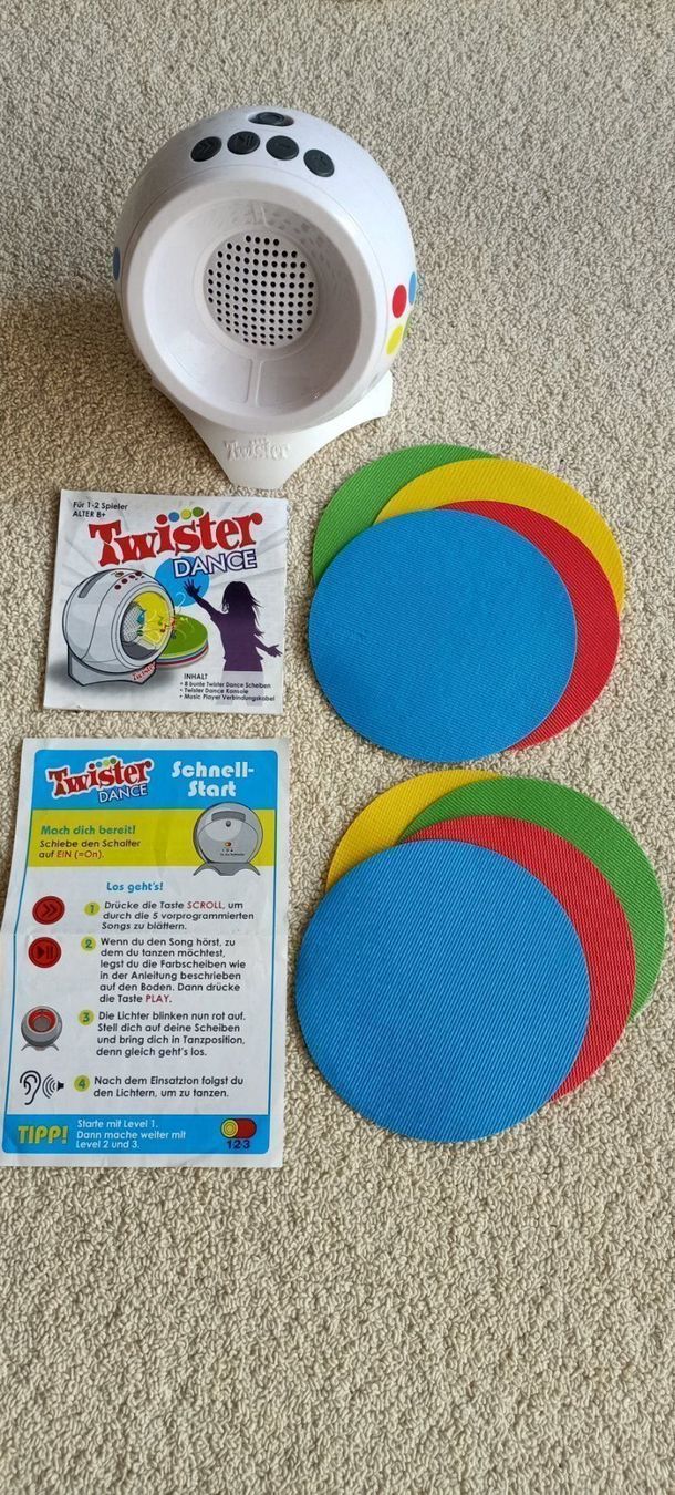 Spiele: Twitter Dance – Gebraucht aus Sempach von Outletinoo
