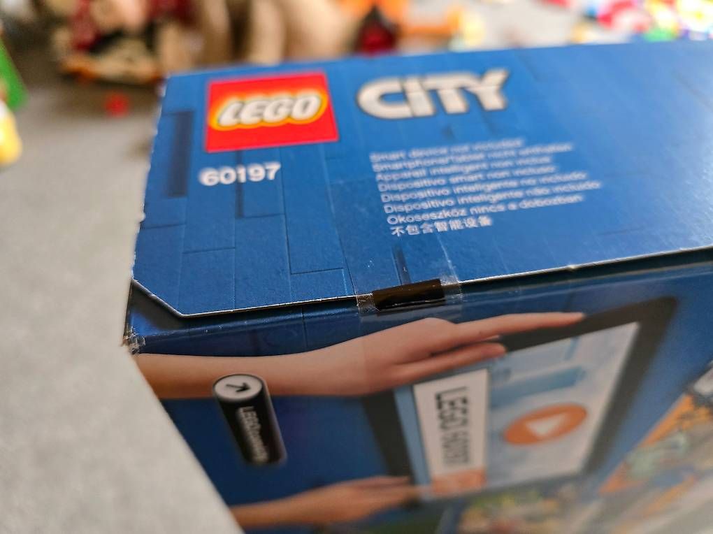 Lego Kit di costruzioni: Lego City Train - Set 60197 – Nuovo e nell'imballaggio originale da Oberglatt ZH venduto da fej_kj6q 2