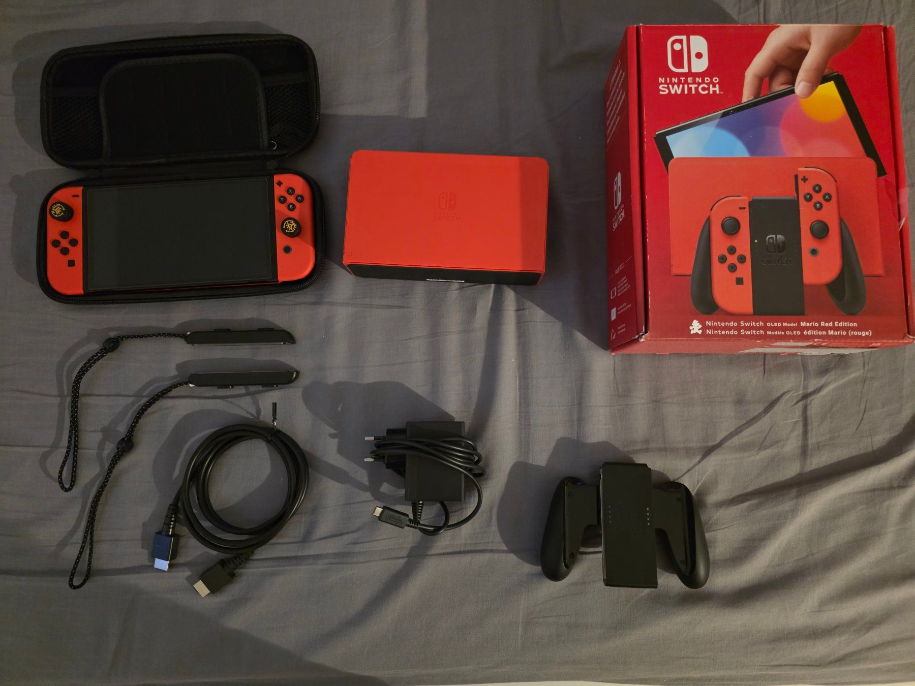 Nintendo Console: Nintendo Switch Oled Mario Red Edition – Usato da Yverdon-les-bains venduto da zbi_vtl6