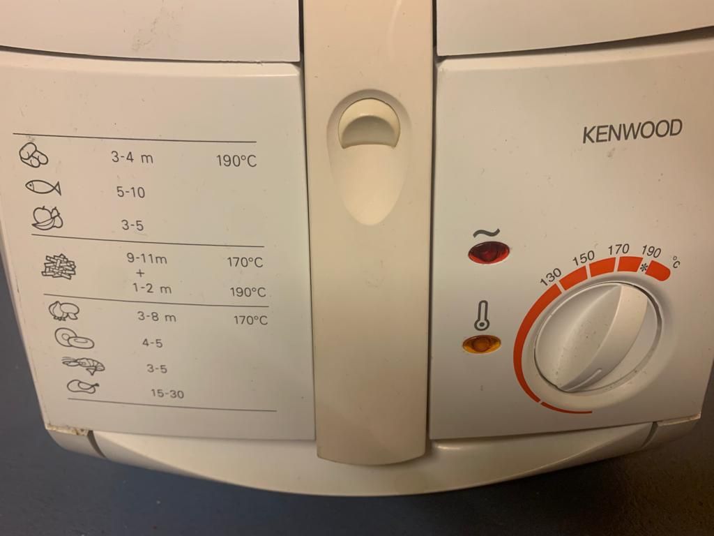 Appareils de cuisine: Kenwood Fritteuse – D'occasion à Mauren par SB1606