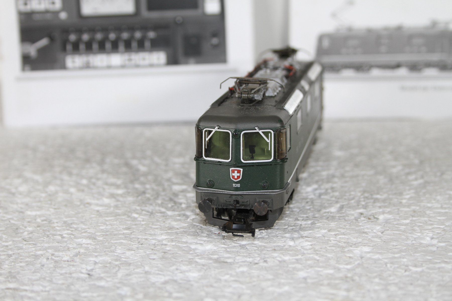Märklin 37359 SBB Elektrolokomotive Re 4/4 mfx+/Sound (Gebraucht) in ...
