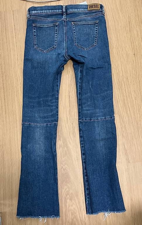 Jeans: Jeans Diesel tg. 28 – Usato da Locarno venduto da igu_7ppg 2