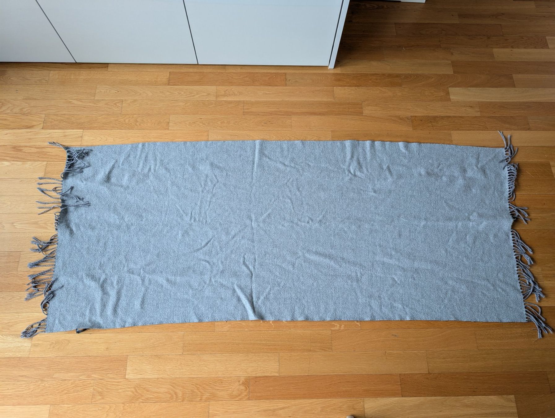 Hallhuber Foulard & Sciarpe: Schal Hallhuber, gebraucht – Usato da Zug venduto da sunshinestateofmind