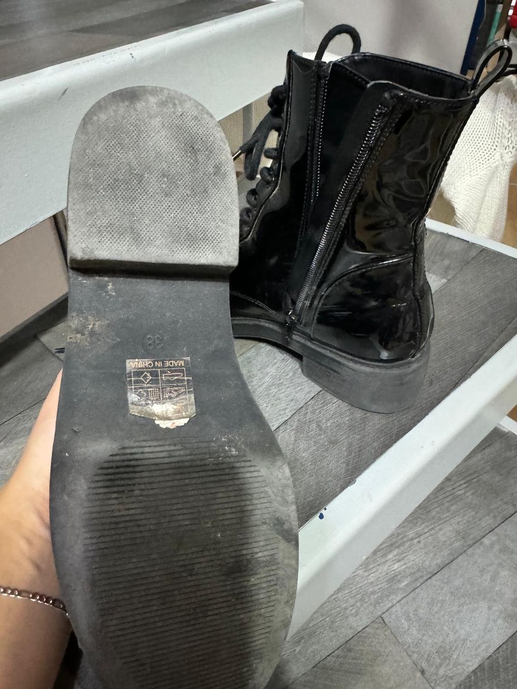 Damenschuhe: Damen Stiefel schwarz – Gebraucht aus Lupfig von Pluribus 3