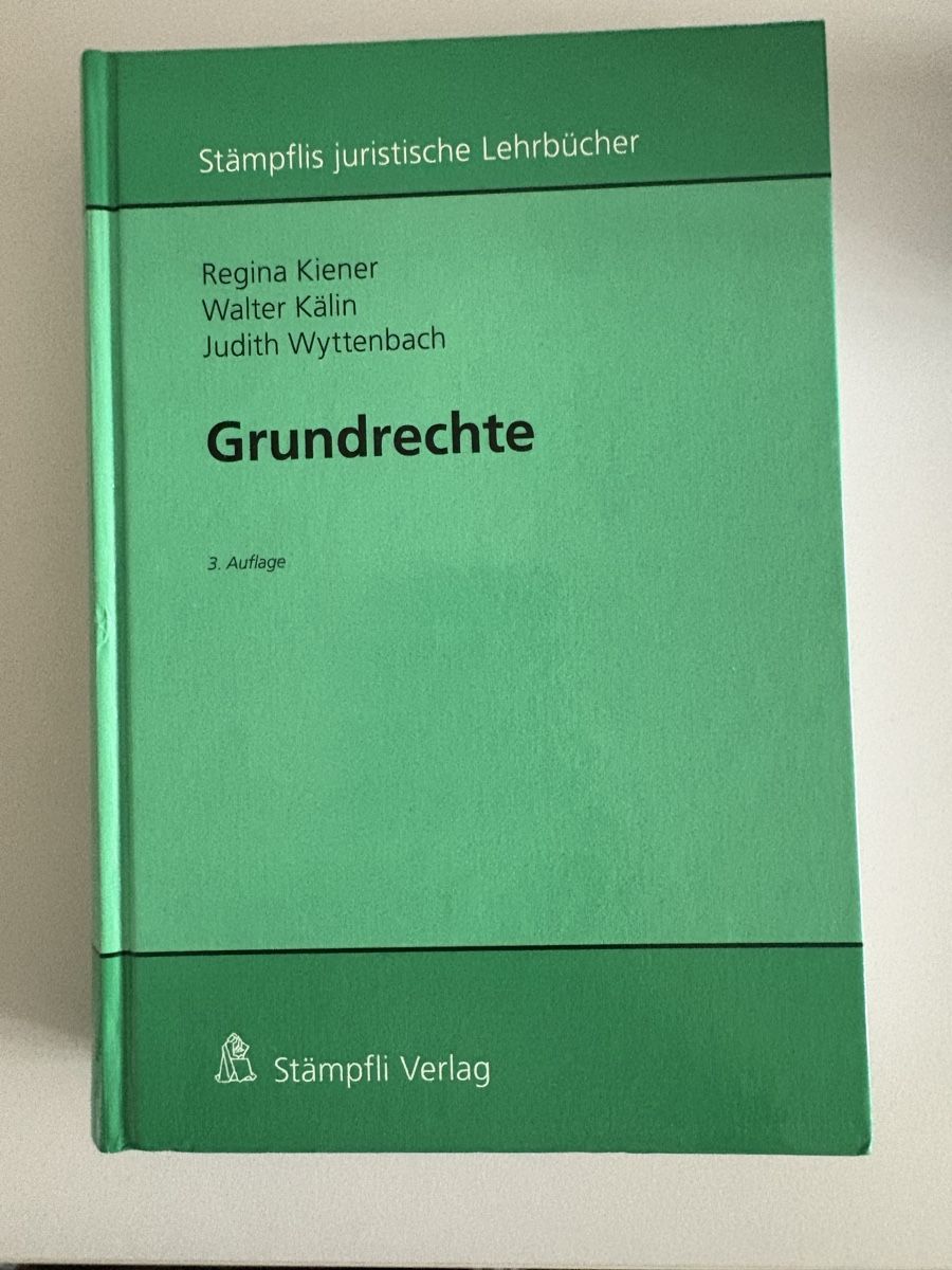 Libri: Grundrecht – Usato da Bern venduto da anni2213