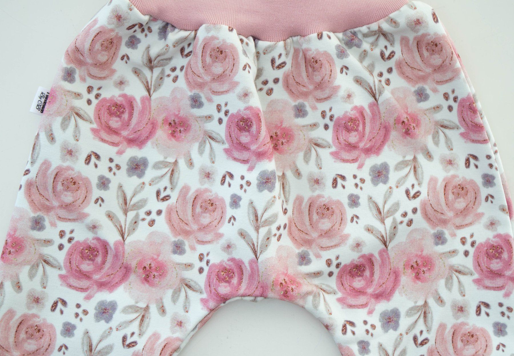 Pantaloni: Sweat Pumphose mit Rosen Gr.86/92 - NEU – Nuovo e nell'imballaggio originale da Zürich venduto da sambaum 2