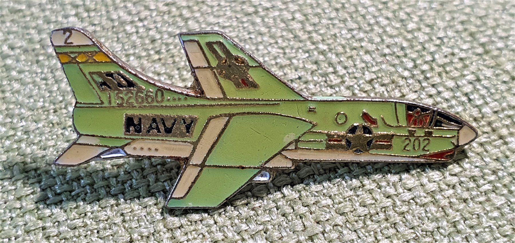 Plaketten & Abzeichen: M879 - Pin US NAVY Air Force 202 – Gebraucht aus Reinach BL von Boston-Verkauf