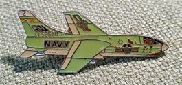 M879 - Pin US NAVY Air Force 202
