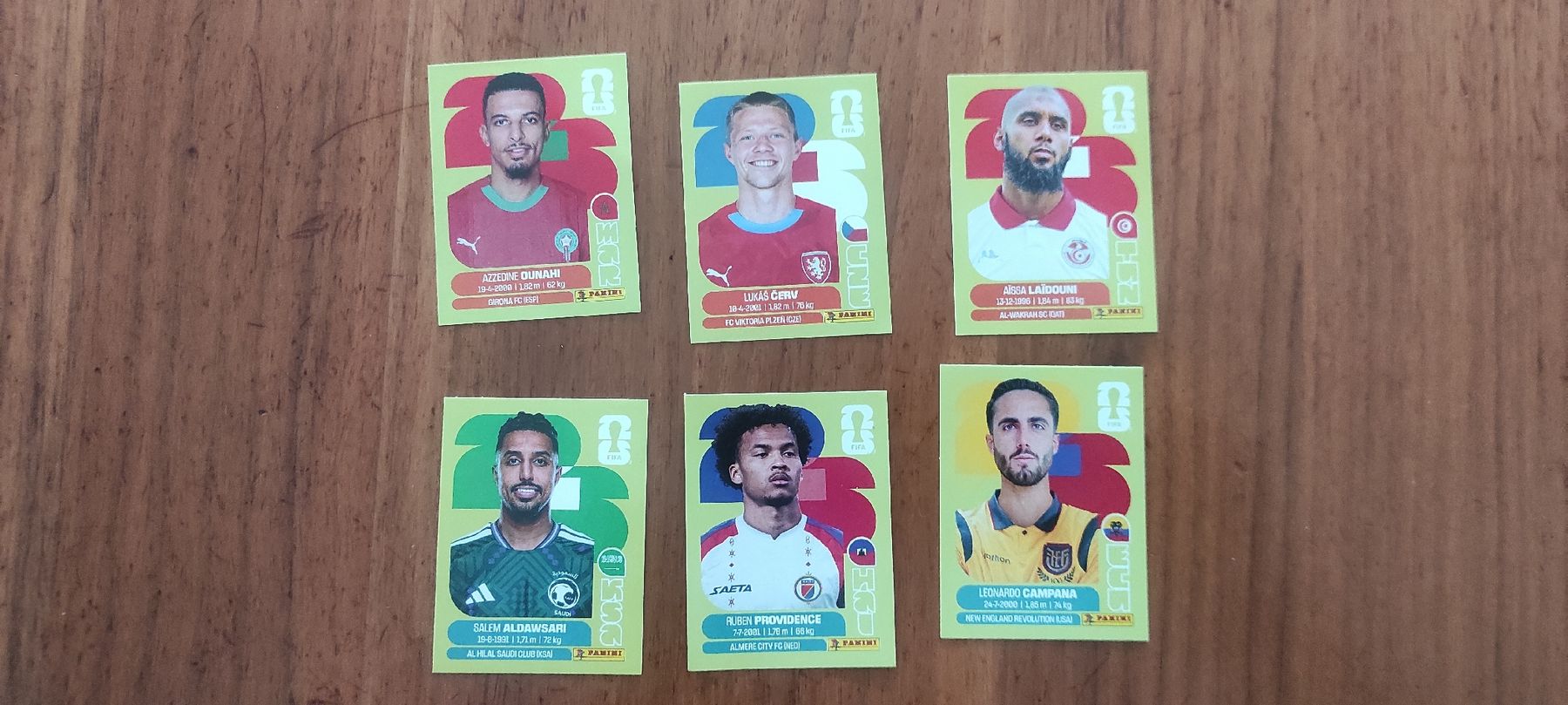 Panini Sammelbilder & Trading cards: 6 Panini Sticker  – Gebraucht aus Matzendorf von fab_6mpb