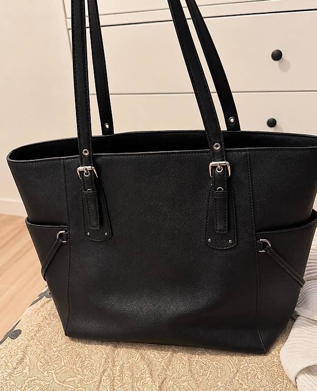 Michael Kors Borse: Michael Kors Tasche Gebraucht – Usato da Münchenstein venduto da jol_s6xw 1