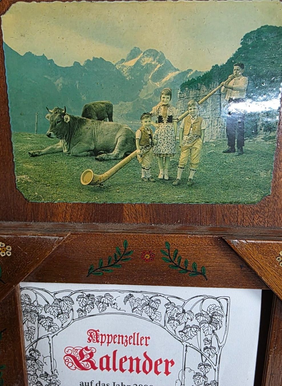 Calendari: Antiker Appenzeller Kalenderrahmen hanbemalt – Usato da Flums venduto da Flumsantik 1