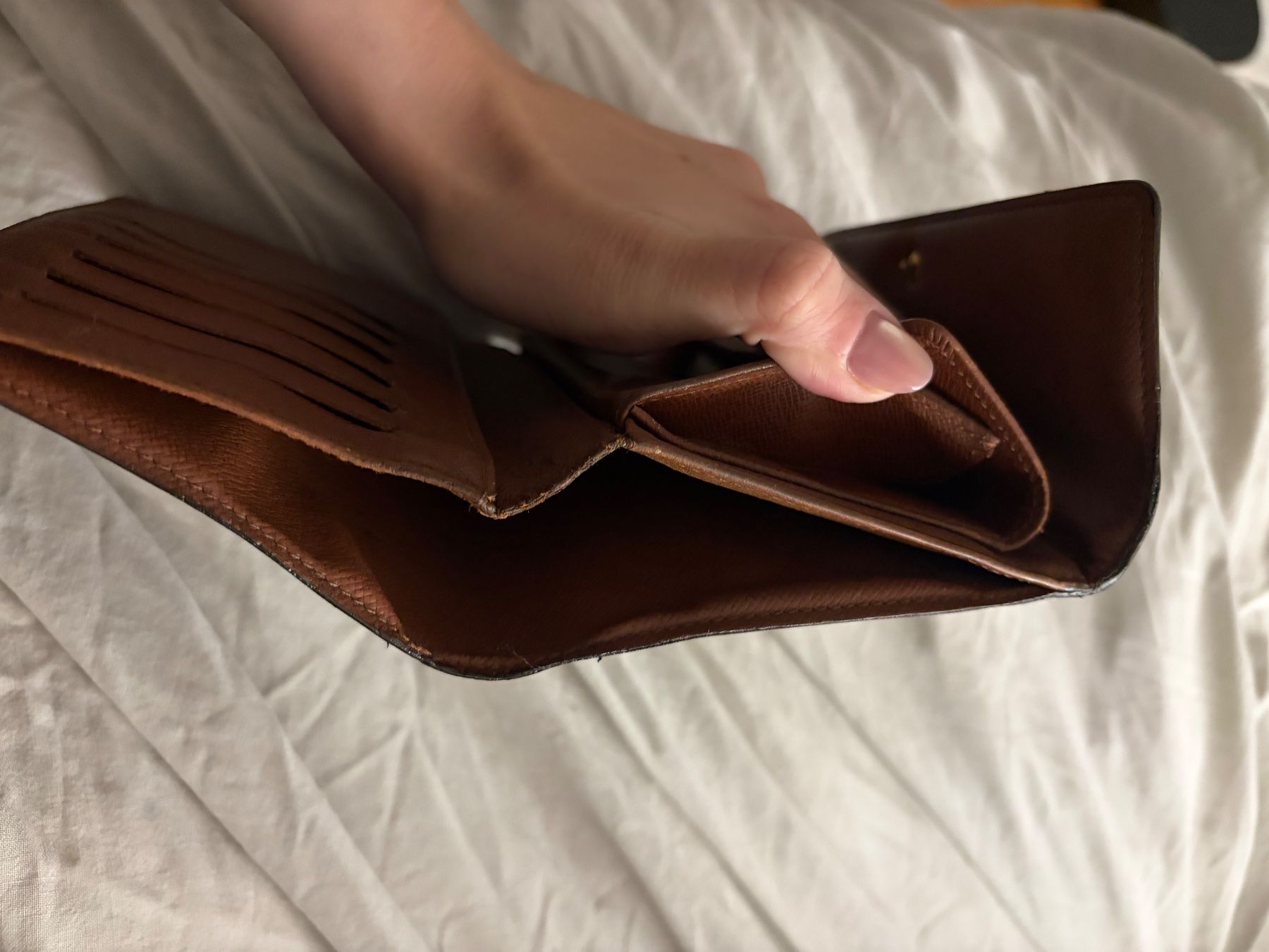 Louis Vuitton Portemonnaie: Louis Vuitton Geldbörse Monogram Canvas gebraucht – Gebraucht aus Lenzburg von Saskiasaurus 4