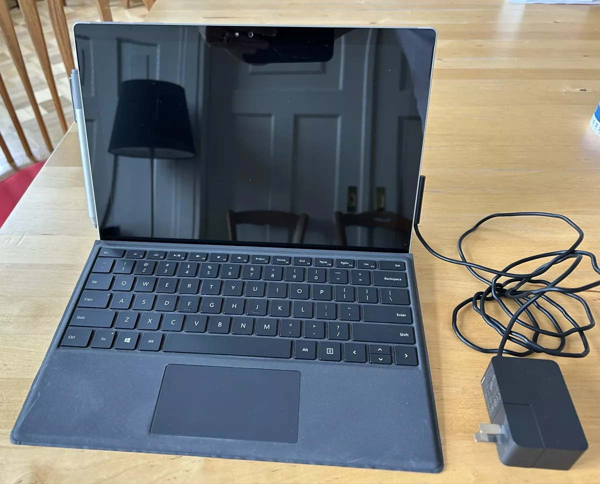 Microsoft Notebook: Microsoft Surface Pro 4 with Keyboard – Usato da Zürich venduto da Sophie0569 5