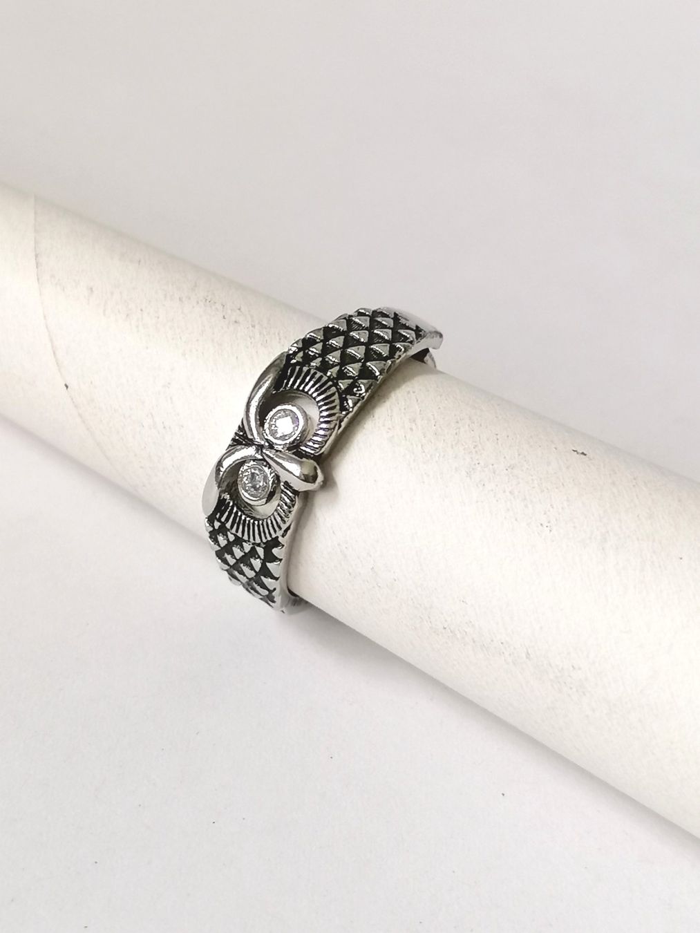 Anelli: Ring aus Silberbesteck 2 Steinchen mit, Grösse 62 – Nuovo (secondo la descrizione) da Suhr venduto da zum1.zum2.und