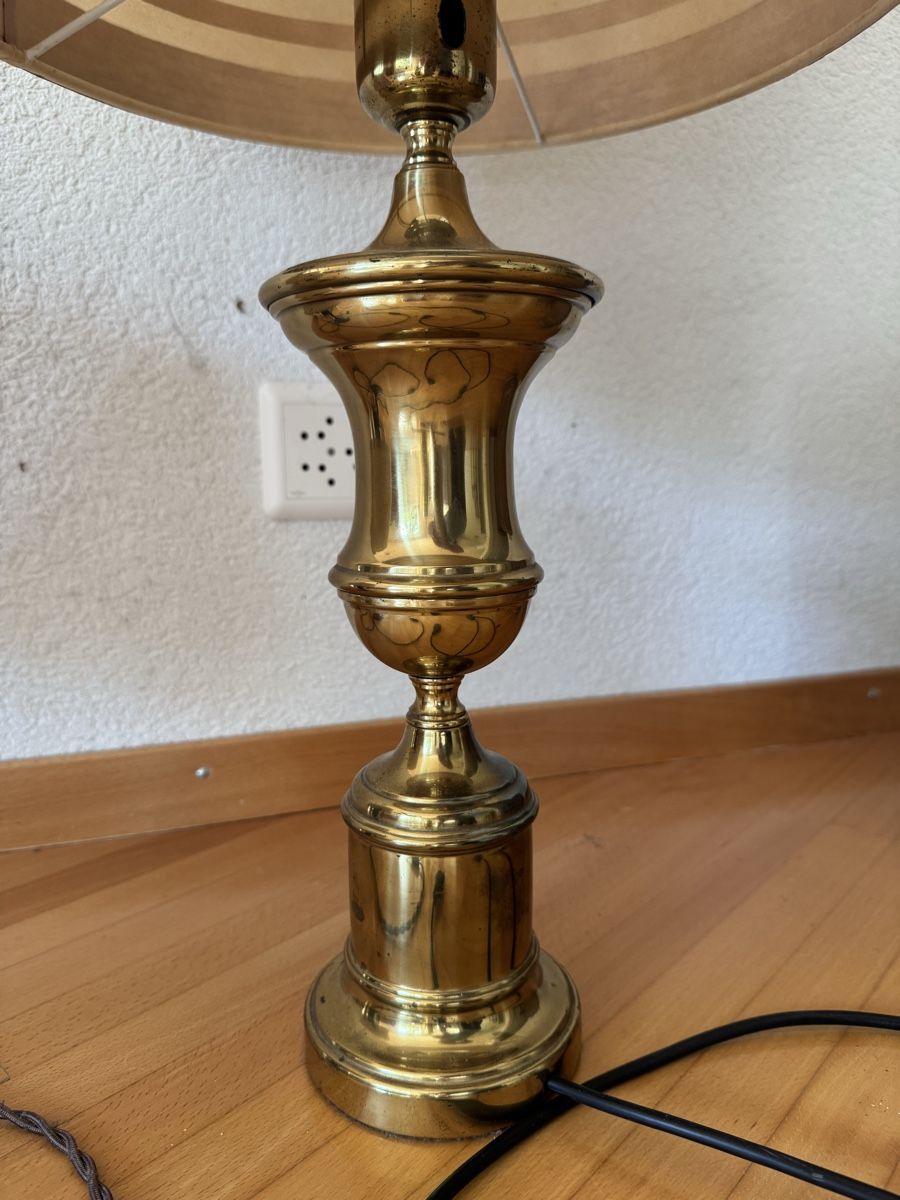 Paralumi: Lampe mit Lampenschirm  – Usato da Langnau am Albis venduto da pla_2vk5 1