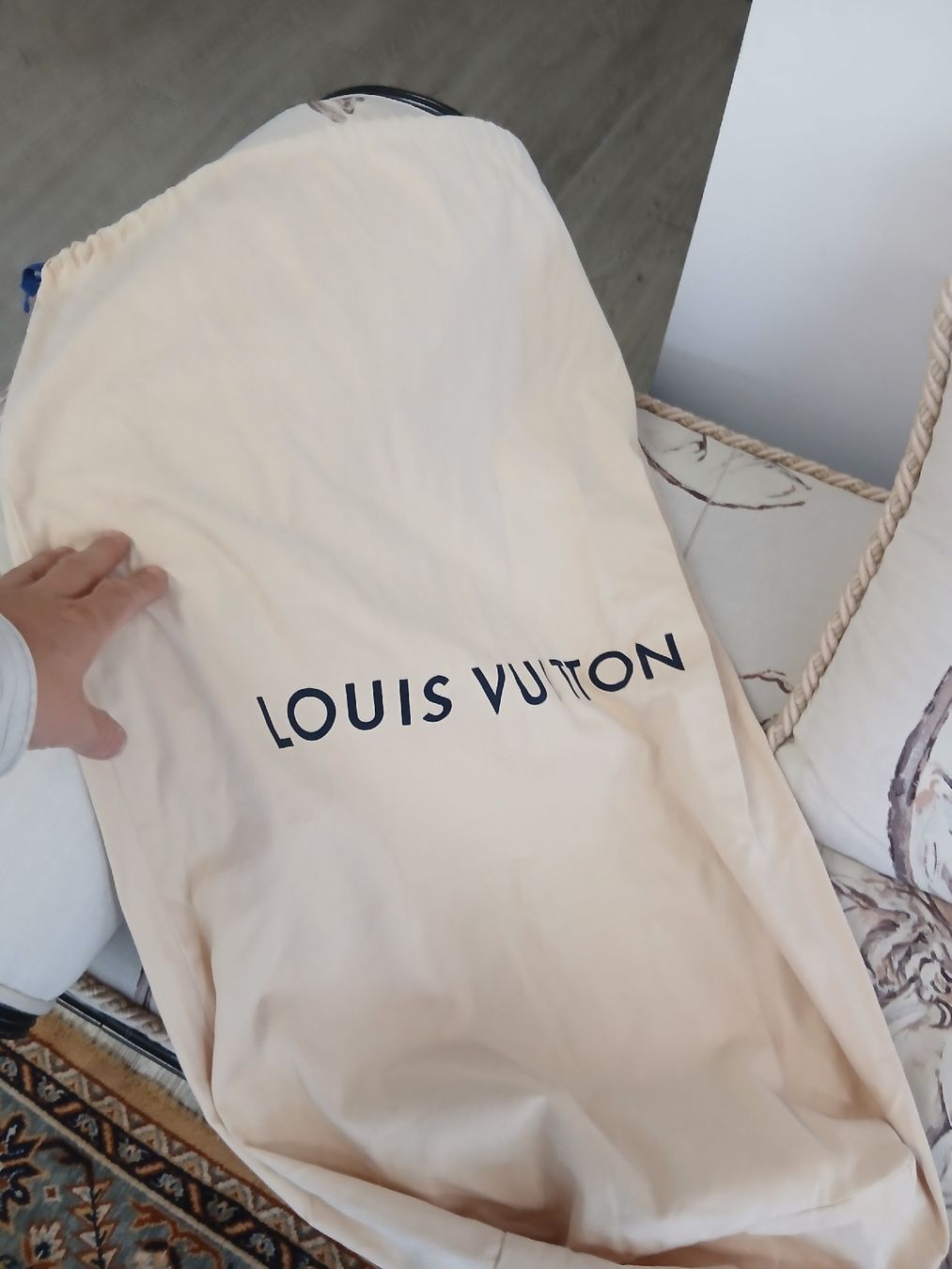 Taschen: grande housse Louis Vuitton – Neu (gemäss Beschreibung) aus Genève von Mamaison2026 1
