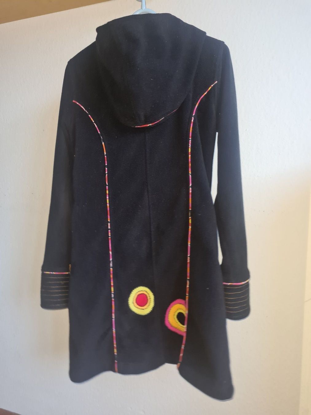 Cappotti: Manteau/mantel – Usato da Sion venduto da bene123 1