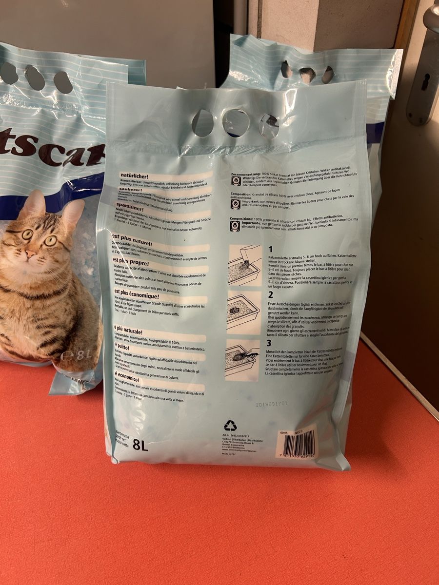 WC: Bitscat Katzenstreu Silikat 3 x 8L neu  – Usato da Lanzenhäusern venduto da vic63 2