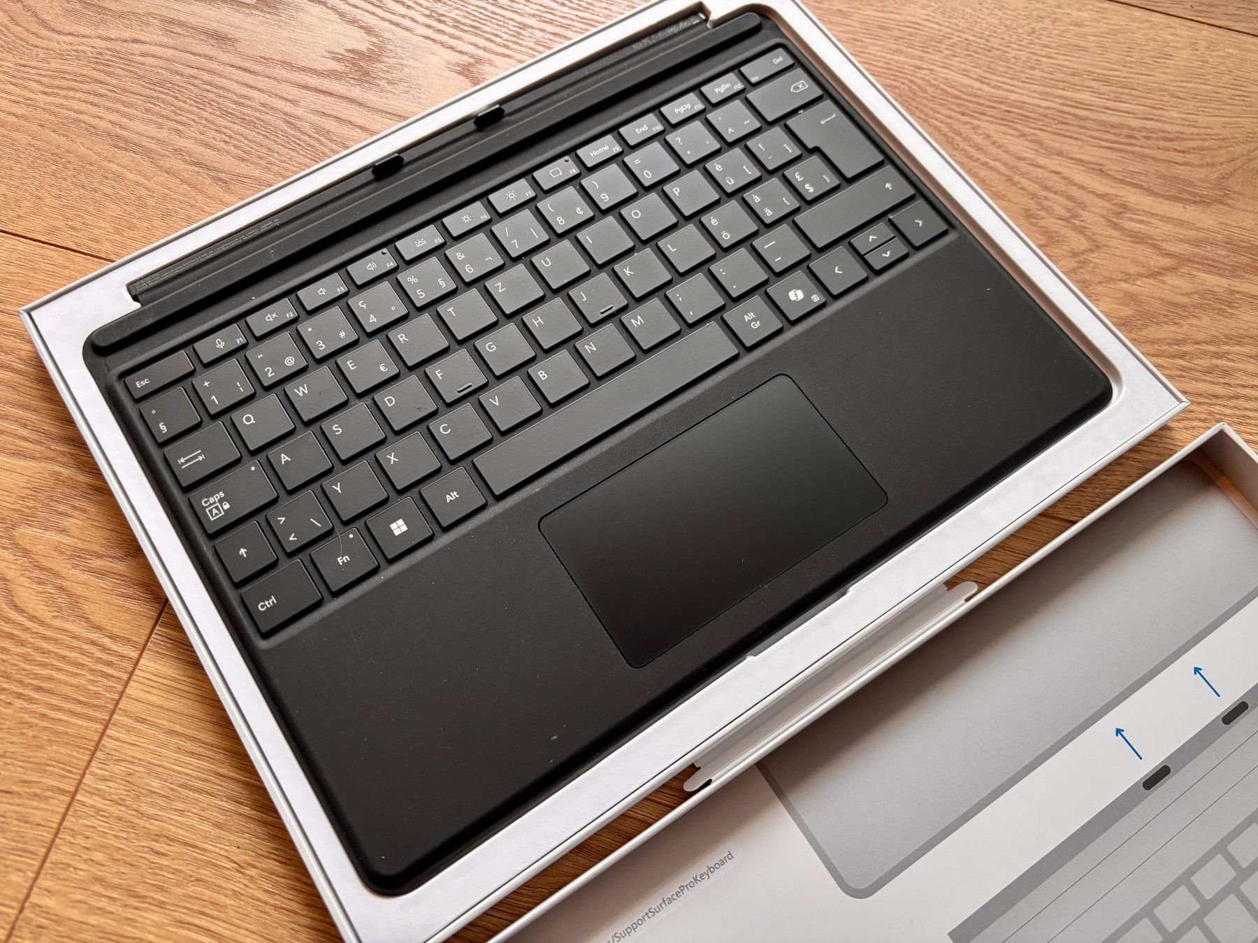 Microsoft Tastiere: Microsoft Surface Pro 13-Zoll Keyboard – Nuovo (secondo la descrizione) da Heitenried venduto da sab_d8tp