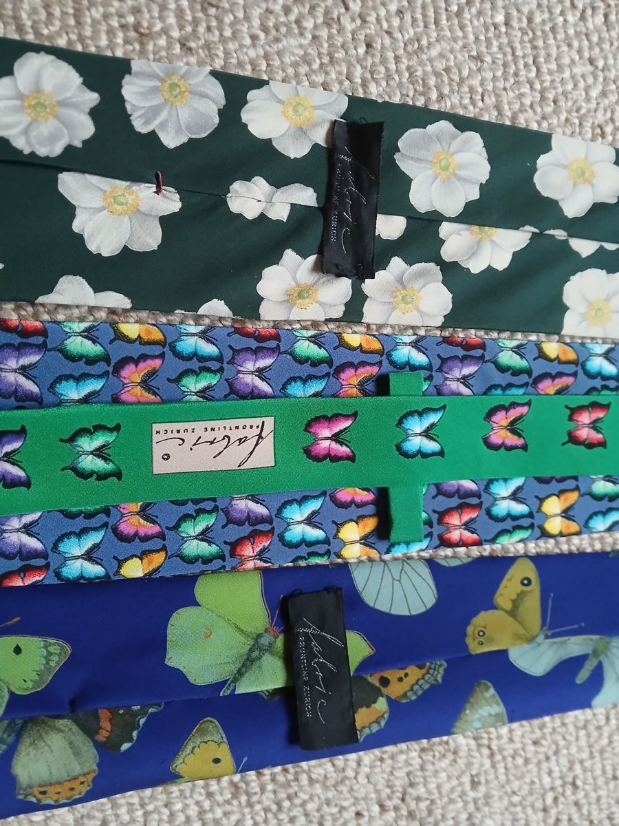 Fabric Frontline Cravatte: 3 schöne Krawatten Fabric Frontline  – Usato da Olsberg venduto da cool4u 1