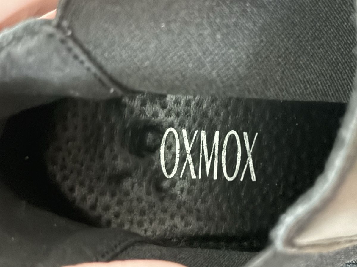 Scarpe da donna: Schwarze Stiefeletten mit Absatz – Usato da Neerach venduto da lar_tkp2 3