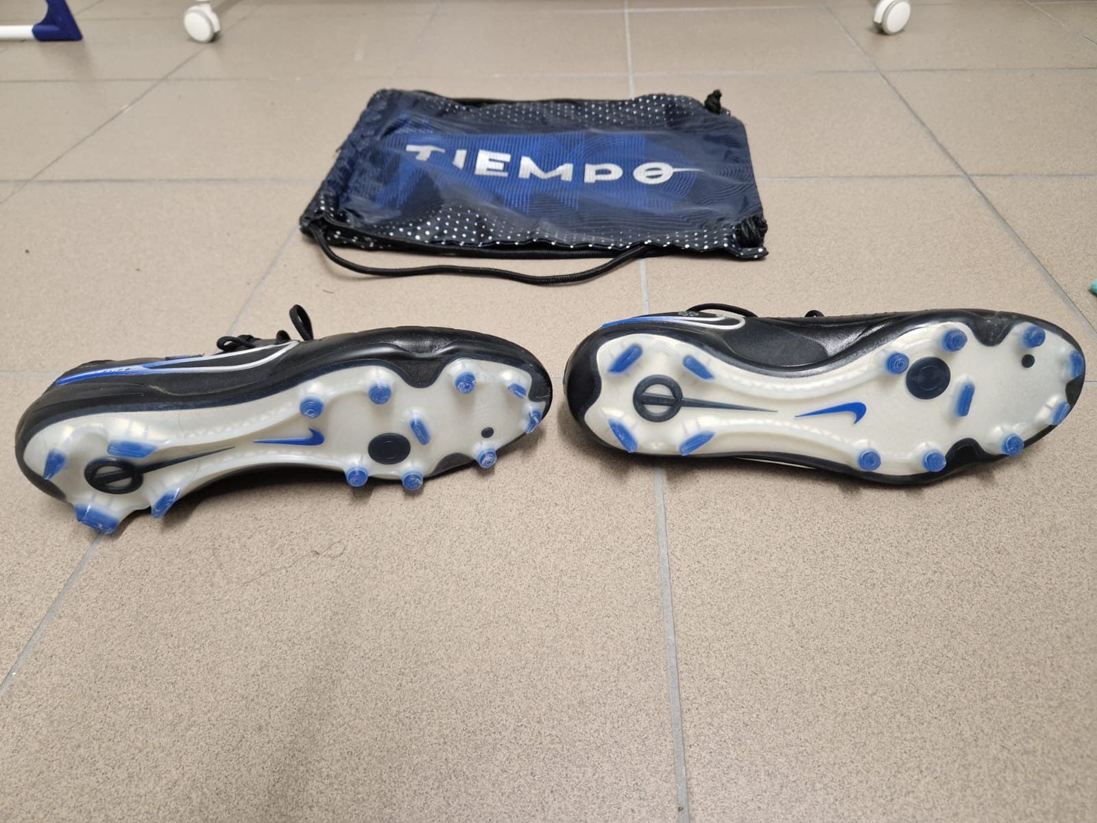 Nike Herrenschuhe: Kickschuhe Nike Tempo Grösse 43 – Neu (gemäss Beschreibung) aus Basel von RobertoMansella84 2