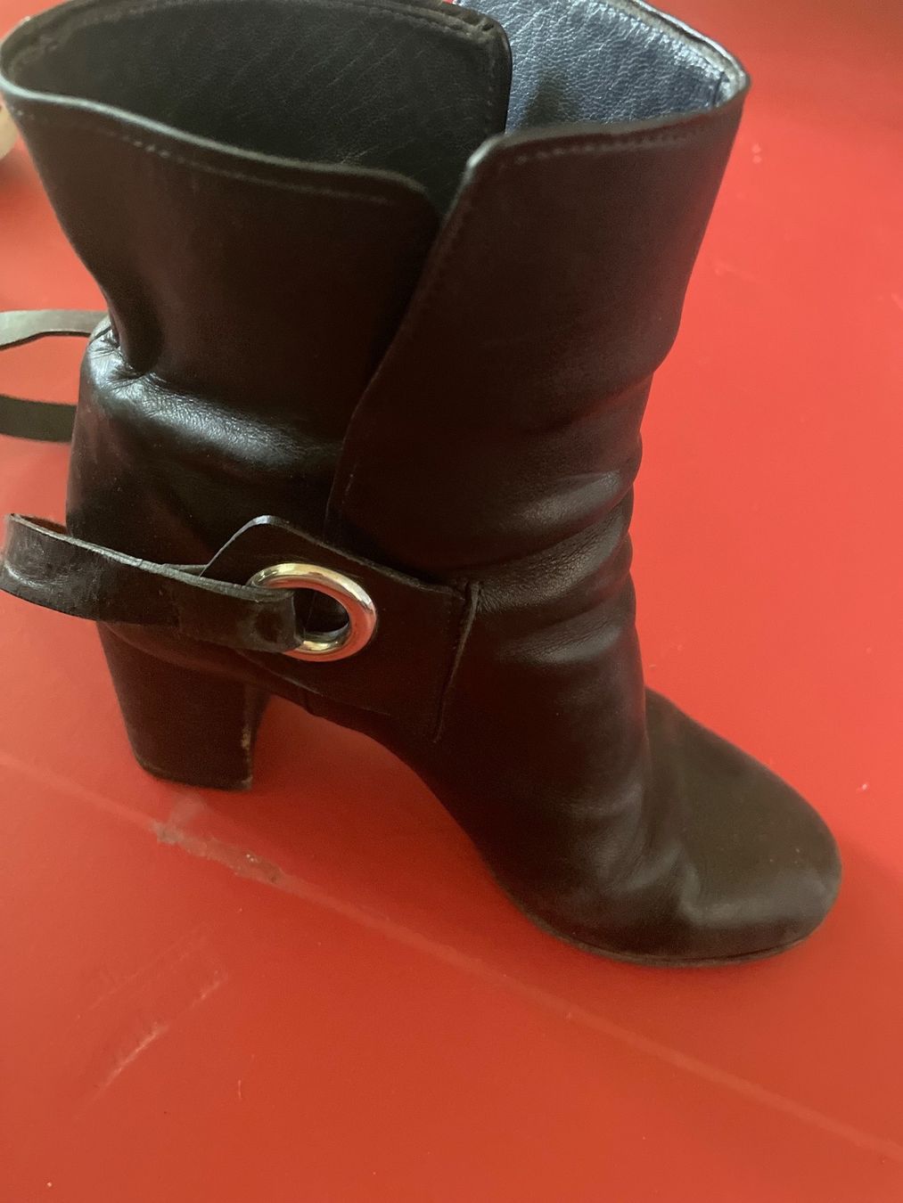 Isabel Marant Chaussures femmes: Bottines Isabel Marant – D'occasion à Lausanne par Soins