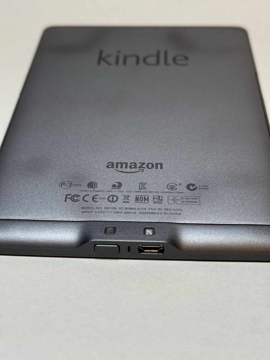 Amazon Tablet PC: Amazon Kindle 4 (Modell D01100) — Grau – Gebraucht aus Rümlang von vla_9g7d 2