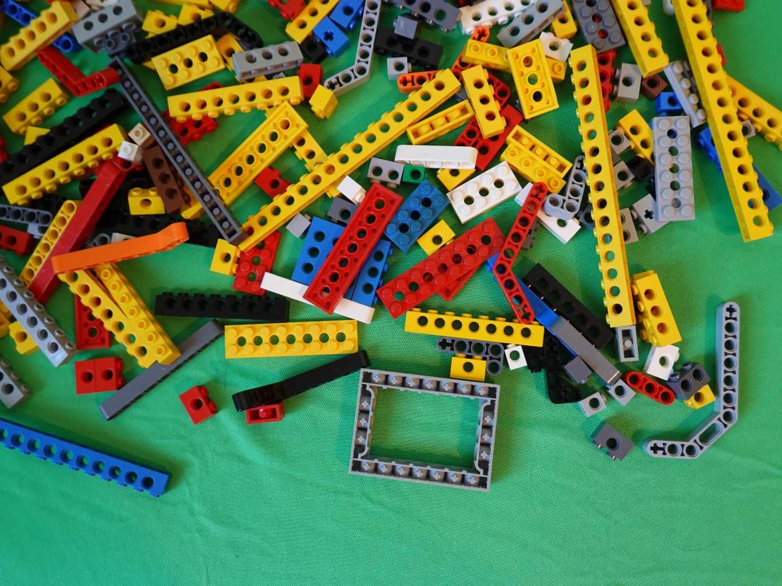 Lego Giocattoli: Lego Technik Teile 640g – Usato da Basel venduto da iwakuni 1