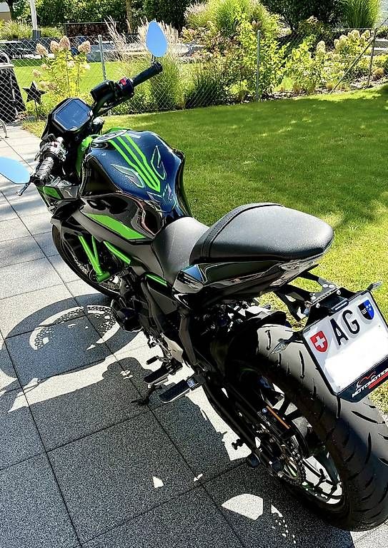 Kawasaki Strada: Kawasaki Z650 – Usato da Niederwil AG venduto da Debi_01 1