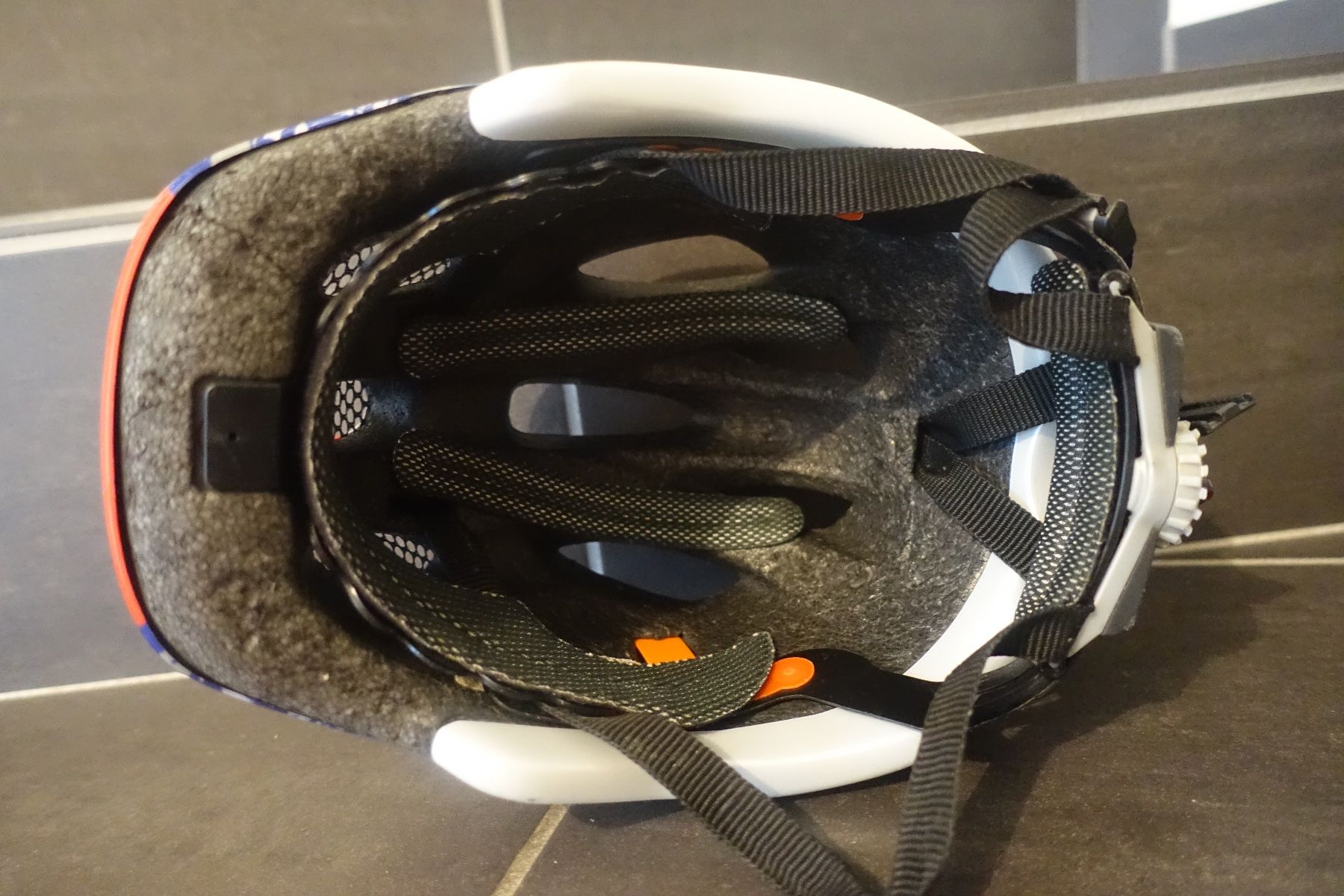 Caschi: Kindervelohelm KED (Gr. 46-51cm) – Usato da Aristau venduto da Padelino 3
