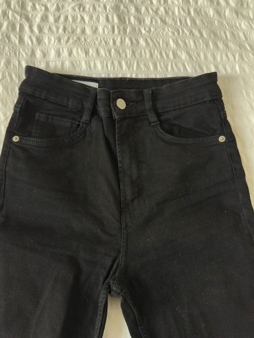 Zara Jeans: Schwarze Zara Jeans, Grösse 36 – Usato da Schlieren venduto da January13 1