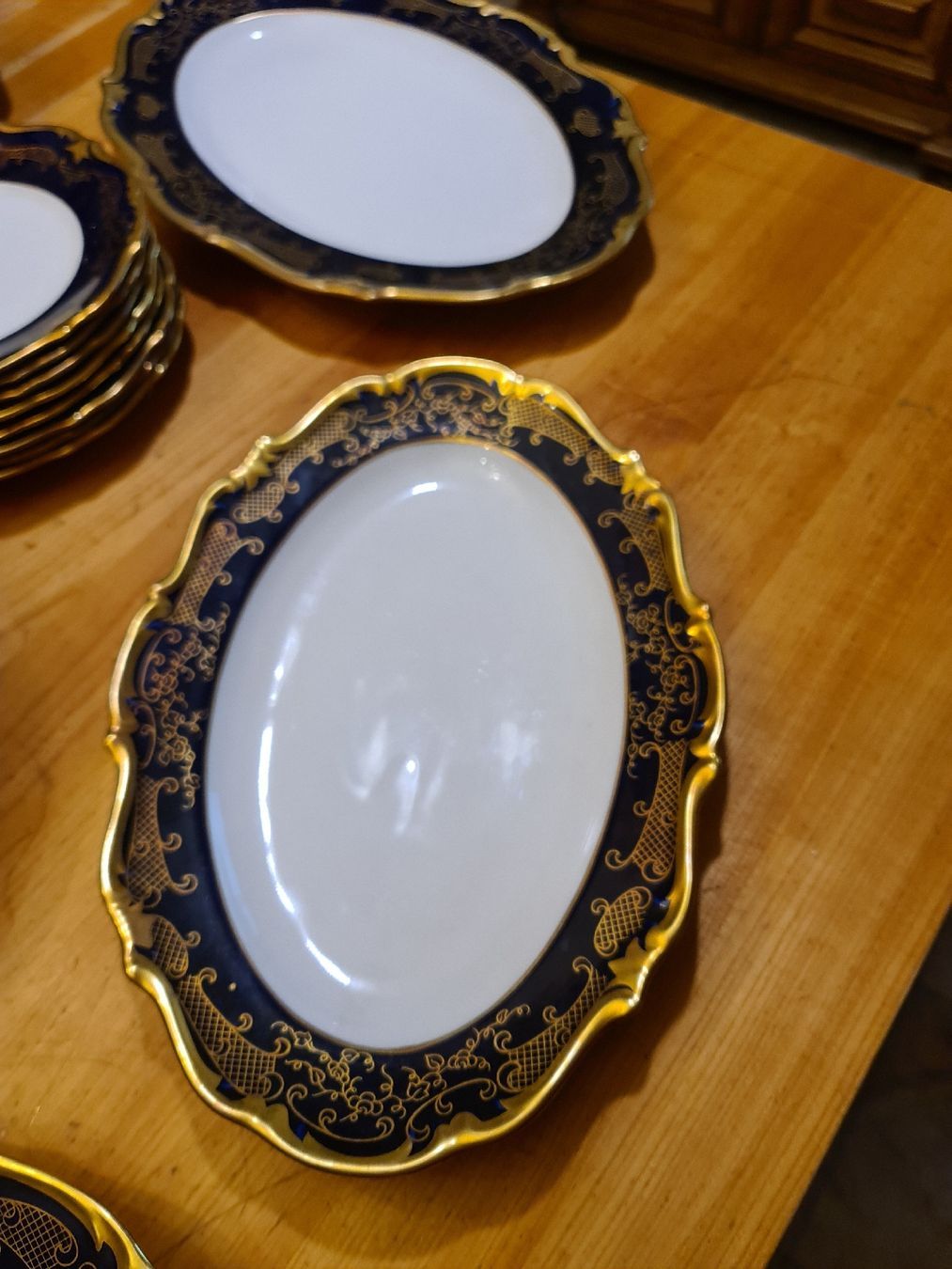 Set di piatti: Reichenbach Barock Speiseservice Kobalt Gold – Usato da henau venduto da Rockj 4